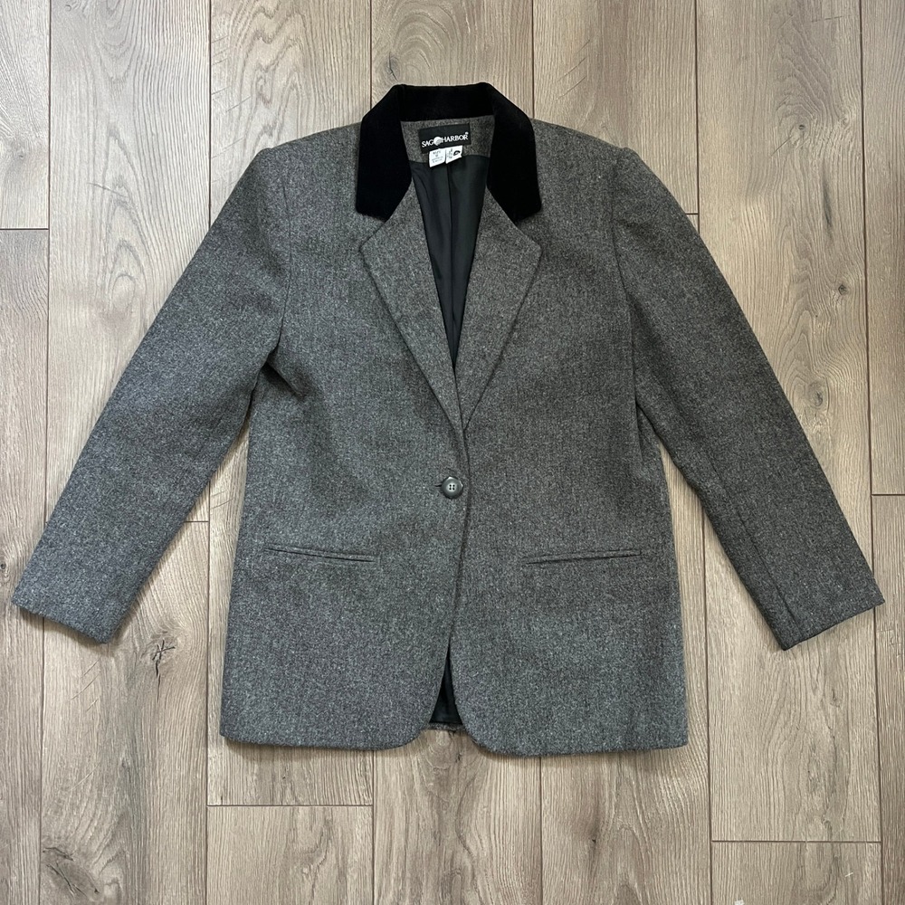 Vintage Sag Harbor Womens 8 Gray Wool Blend Lined Blazer Black Velvet Collar